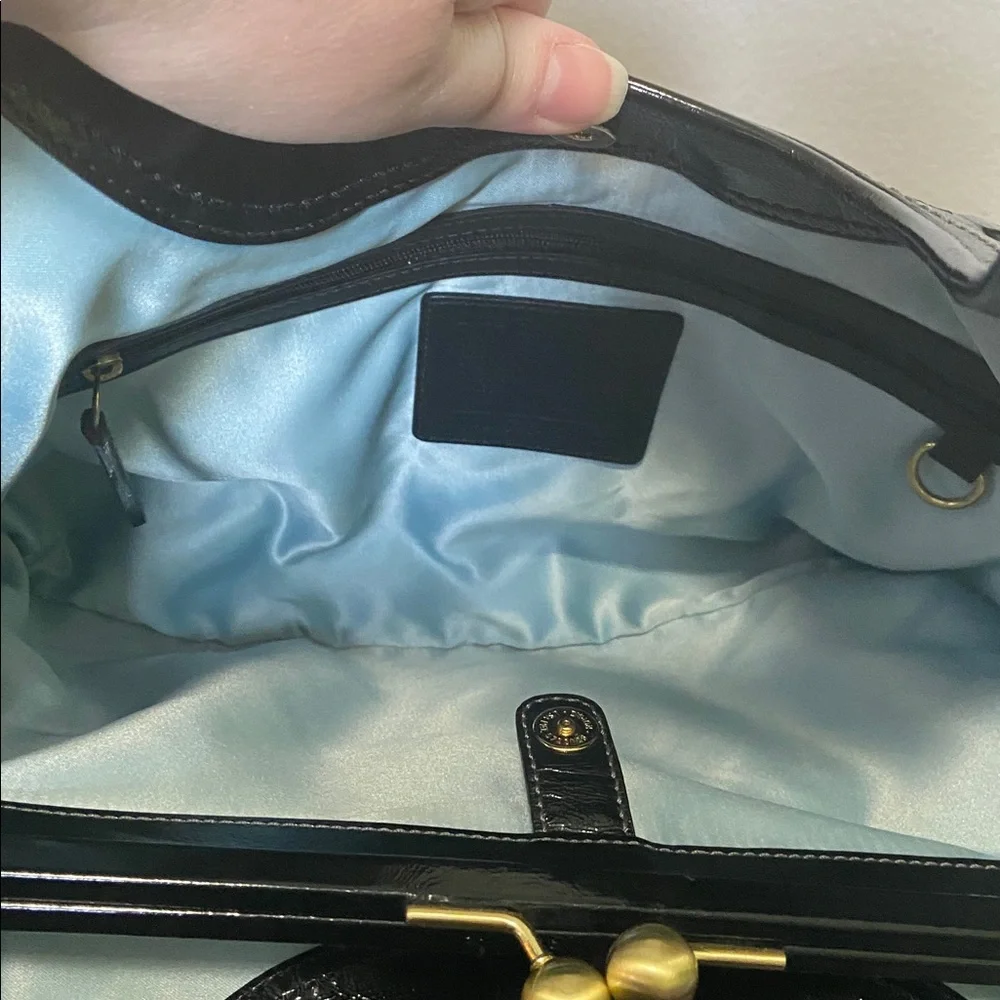 Pristine COACH Classic Black Signature Canvas Ergo Bag with Kiss-lock closure - Picture 13 of 15